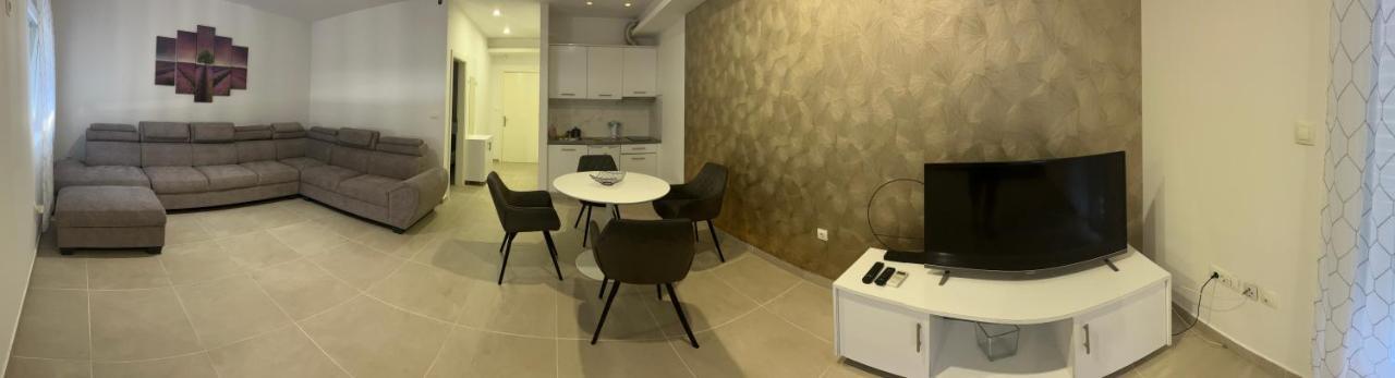 Apartment Brno Pula Dış mekan fotoğraf