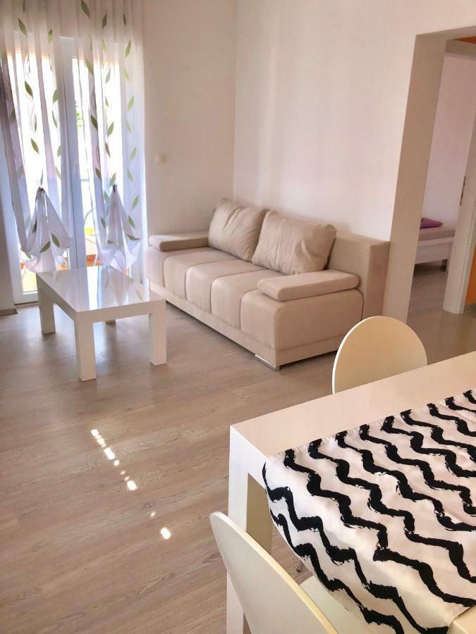 Apartment Brno Pula Dış mekan fotoğraf