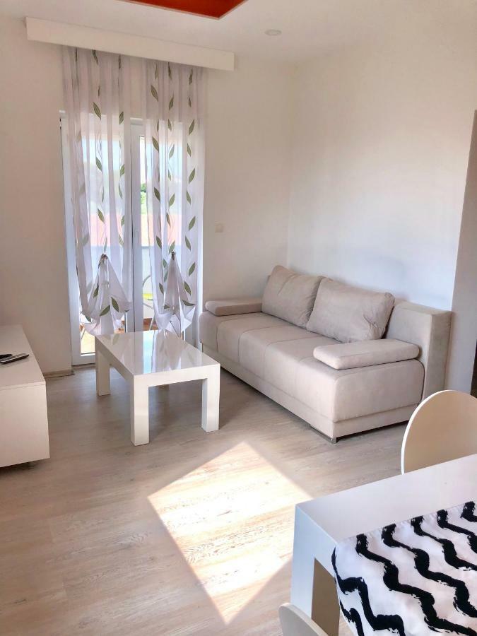 Apartment Brno Pula Dış mekan fotoğraf